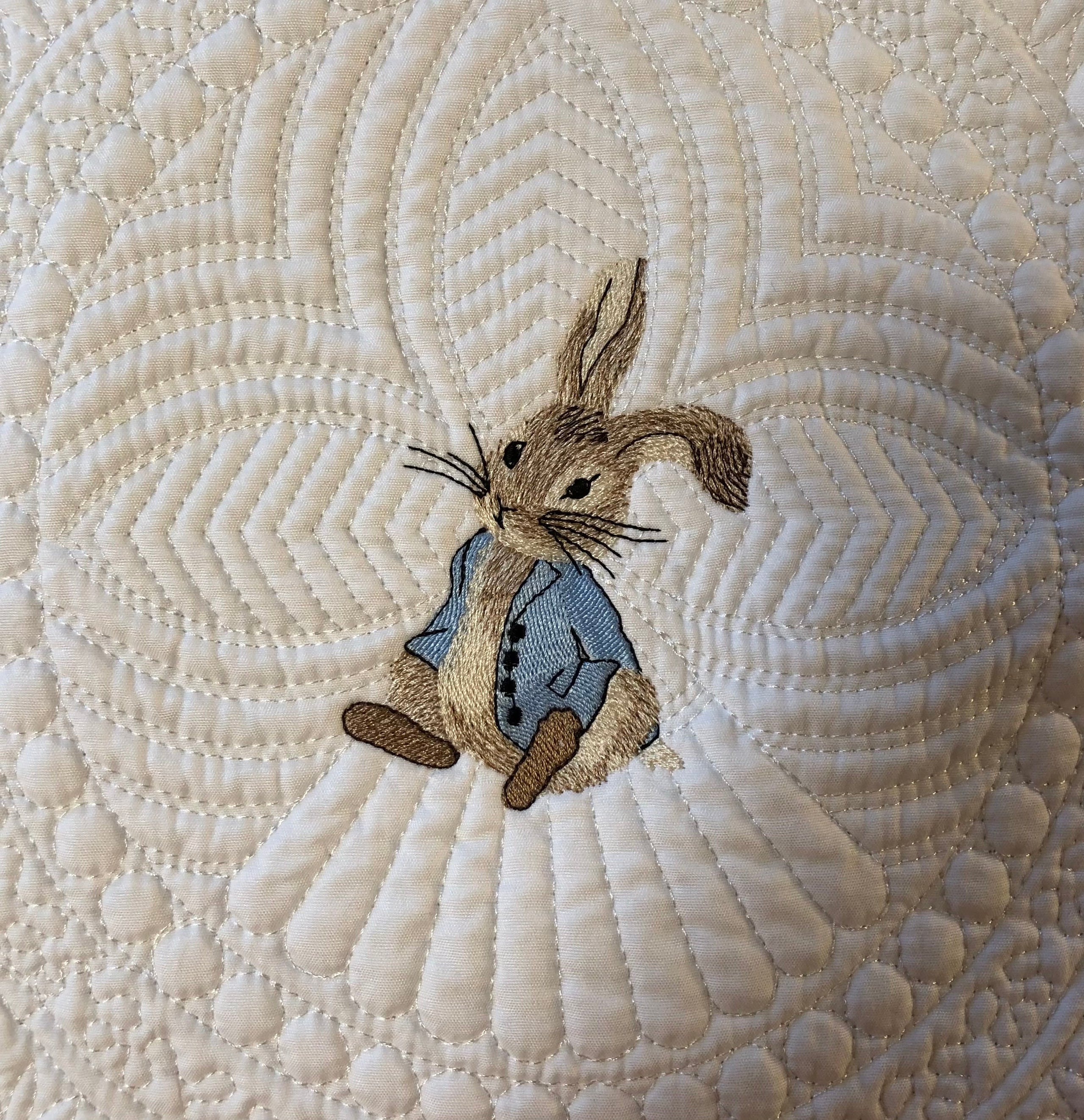 Peter rabbit baby online quilt